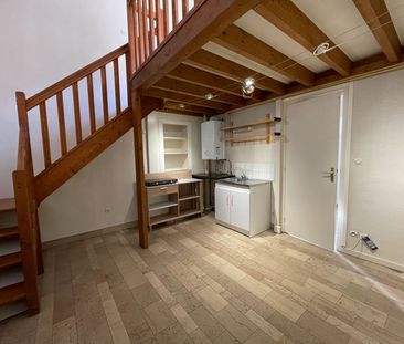 Location Appartement 2 pièces 28m² - Photo 2