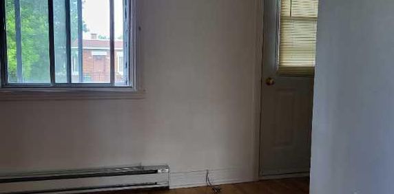 3 1/2 A louer Rosemont - Photo 2