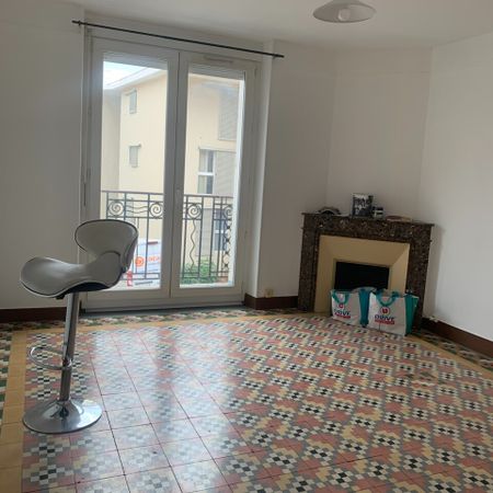 Location Appartement 2 pièces 34m² ISTRES 13800 - Photo 4