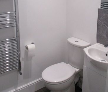 2 Bed Flat, Slatey Road, CH43 - Photo 6