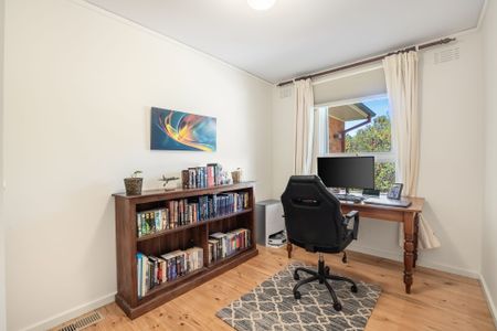 11 Simpson Street, Watson ACT 2602 - House For Rent | Domain - Photo 4