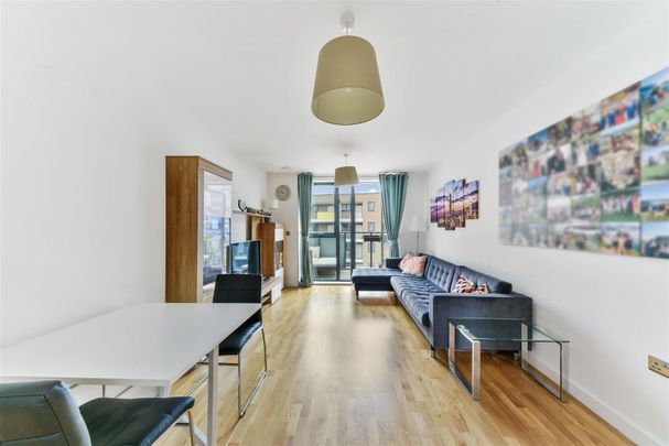 2 Bed Flat, Bugle House, SE10 - Photo 1