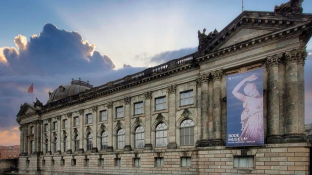 Luxuriöses Wohnen im historischem Stadtteil Berlin-Mitte - moderne High-Class Wohnung - Foto 1