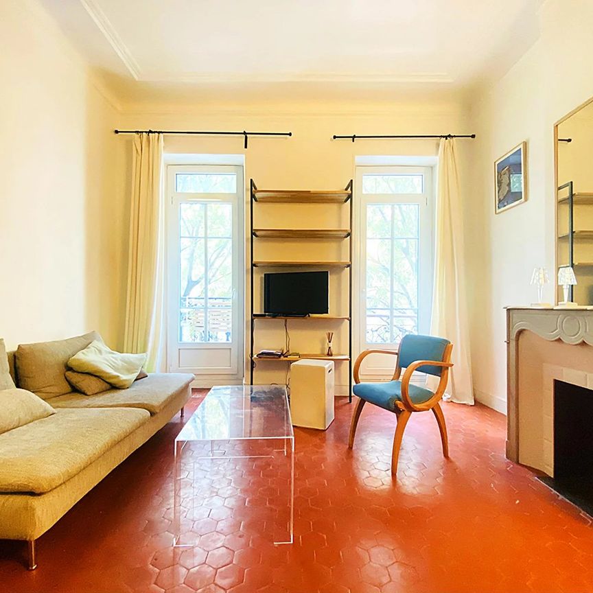 Location Appartement 2 pièces 49m² MARSEILLE 7ème - Photo 1