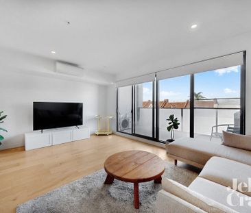 202/43 High Street, Glen Iris - Photo 6