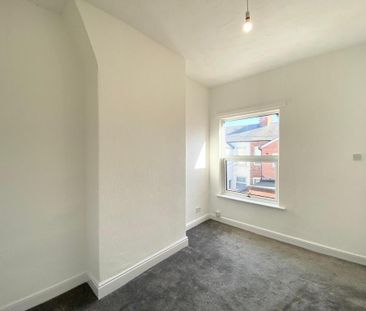 2 bedroom detached house to rent - Photo 1
