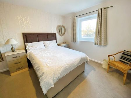 2 bedroom Flat To Let Total Size: 657 SQ FT - Photo 5