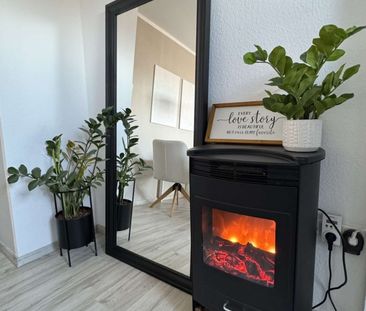 ***TOP Lage – Sanierte 3 RWE im DG – 2 Bäder – Dusche und Badewanne... - Foto 4