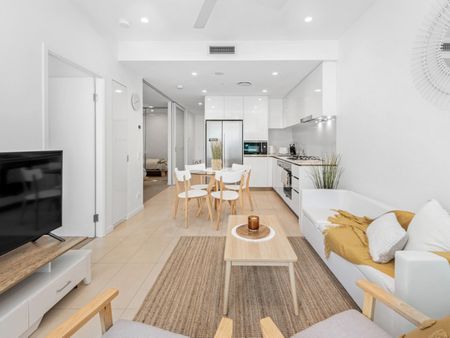 Modern Inner-City Living in the Heart of Newstead – ‘St Tropez’ Apartment - Photo 4