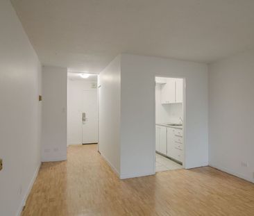 1975 de Maisonneuve - Photo 1