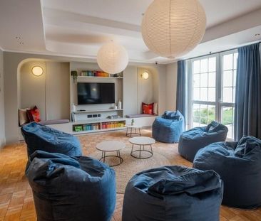 Room in a Shared Flat, Augustus Road, SW19 - Photo 2