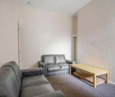 63 Sandhurst Gardens, Belfast, BT9 5AX - Photo 6