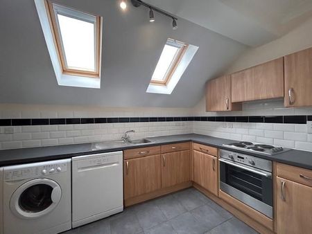 2 bedroom flat to rent - Photo 5