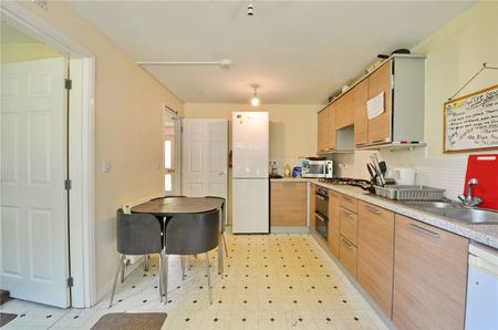 Blandamour Way, Southmead - Photo 3