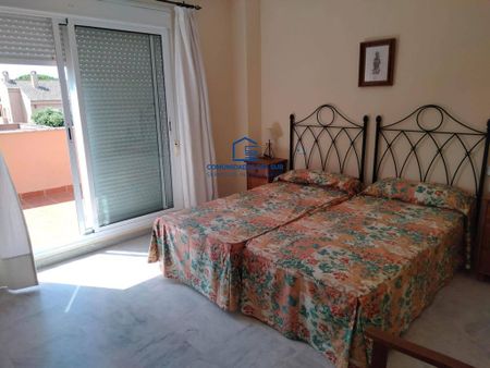 4 room luxury Semidetached House for rent in El Puerto de Santa María, Spain - Photo 4