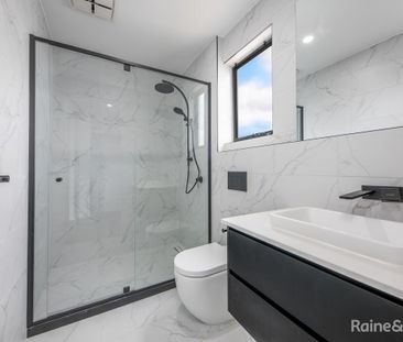 Near New Modern Townhouse - Photo 5