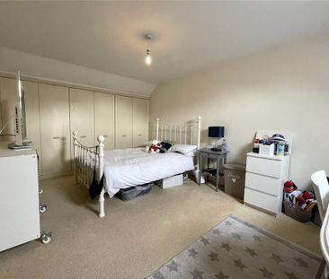 4 bedroom terraced house to rent - Photo 4