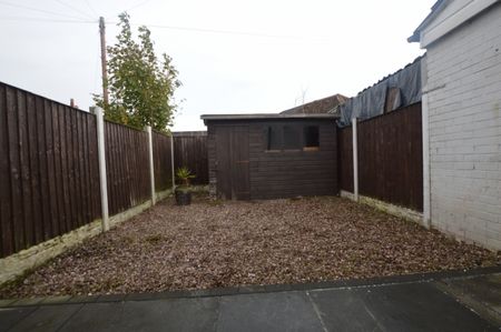 2 Bedroom End of Terrace - Photo 2