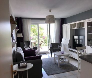 T2 NON MEUBLÉ AVEC PARKING PRIVATIF ET JARDIN - Photo 1