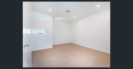 Sumptuous Living | Prime Location | Effortless Lifestyle! - Photo 4