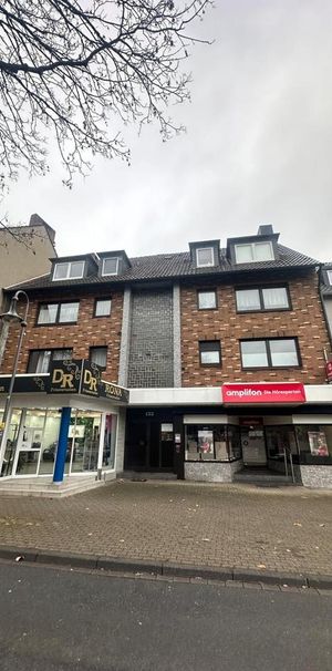 ...Ehrensache.. gemütliche 3,5 Zimmer DG - Wohnung in Herne - Photo 1