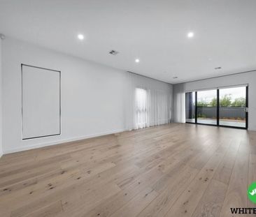26 Charlow Street, Googong - Photo 2