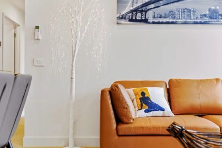 2 bed 2 bath - Photo 2