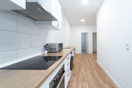 Calle de Tracia, Madrid, Community of Madrid 28037 - Photo 2