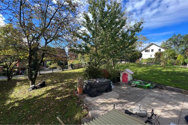 5.5-room house with large garden - Foto 1