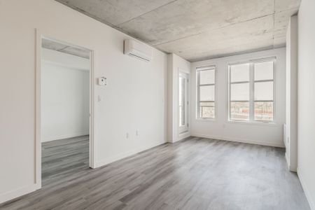 Condo for rent, Montréal (Saint-Laurent) - Photo 4