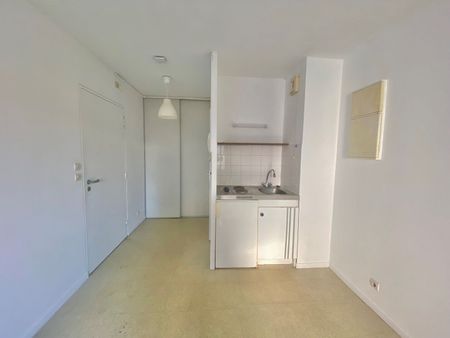 A Louer - Nantes St Clement - Studio De 18.89 M² - Photo 2