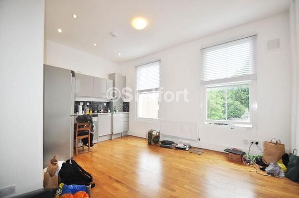 1 bedroom flat to rent - Photo 1