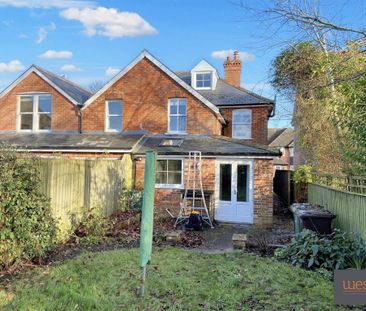 Larkhill, Wantage - Photo 3