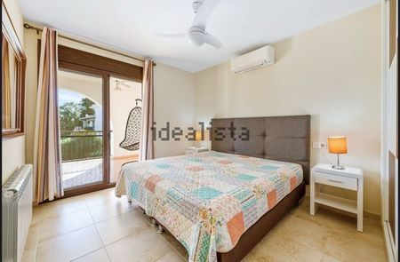 Alquiler de casa o chalet independiente en Urbanización Nueva Atalaya - Photo 2