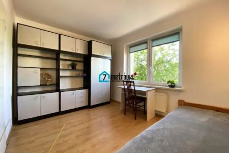 TRZY POKOJOWE 60 m2 - DLA STUDENTÓW- całość 1650zł! - Фото 5