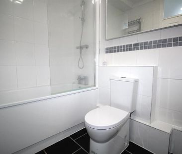 2 bedroom maisonette to rent - Photo 5