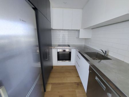 City centre living - Photo 4