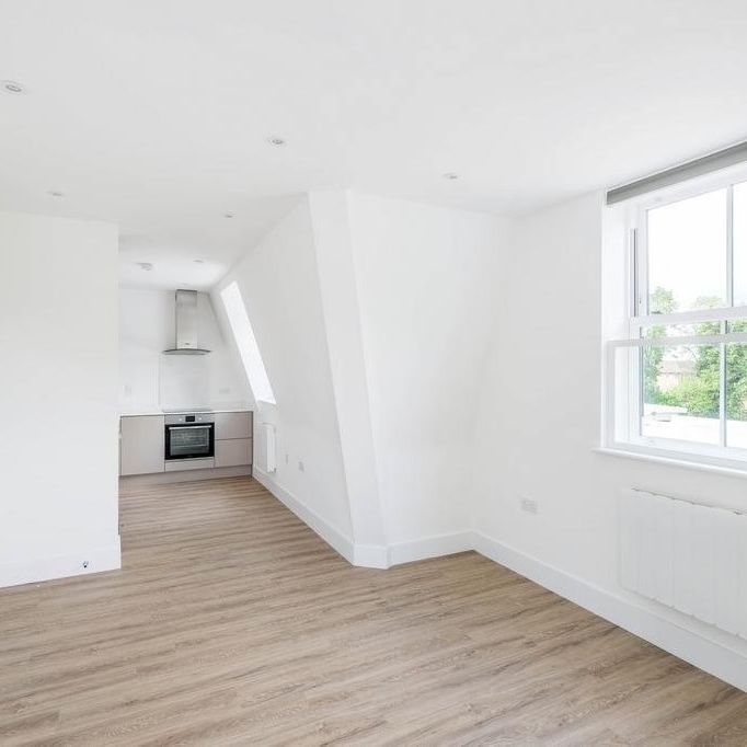 High Street, Ongar - Photo 1