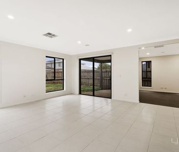 17 Corbet Street, Weir Views - Photo 3