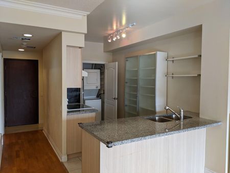 For Lease - 1 Clairtrell Road Unit# 207, Toronto, Ontario - Photo 3