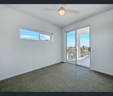 City-Fringe Living with Stunning Views & Resort-Style Amenities - Photo 3