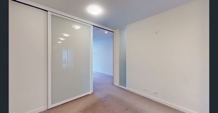 Light, Style & Waterfront Convenience in EXO Docklands - Photo 3