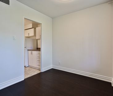 2 Bedrooms - Photo 6