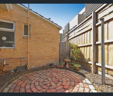 9/4 Lisson Grove, Hawthorn - Photo 1