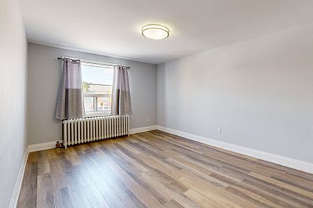 For Lease - 3465 Lake Shore Boulevard Unit# 4, Toronto, Ontario - Photo 2