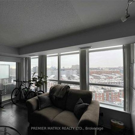 INCREDIBLE VALUE LIBERTY VILLAGE 1 BED CONDO - Photo 1