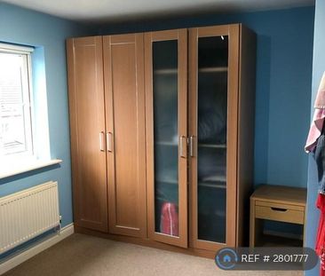 3 bedroom terraced house to rent - Photo 5