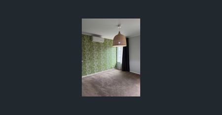 Modern Coastal Living in the Heart of Torquay! - Photo 4