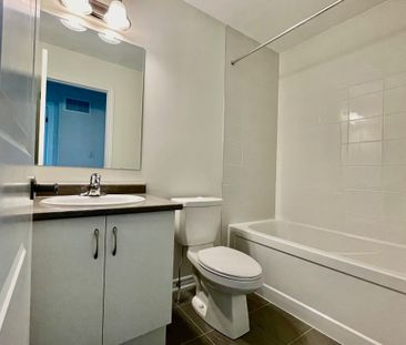 For Lease - 3165 Elgin Mills Road, Markham, Ontario - Photo 3