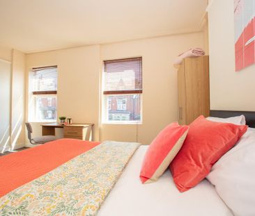 4 bedroom terraced house to rent - Photo 6